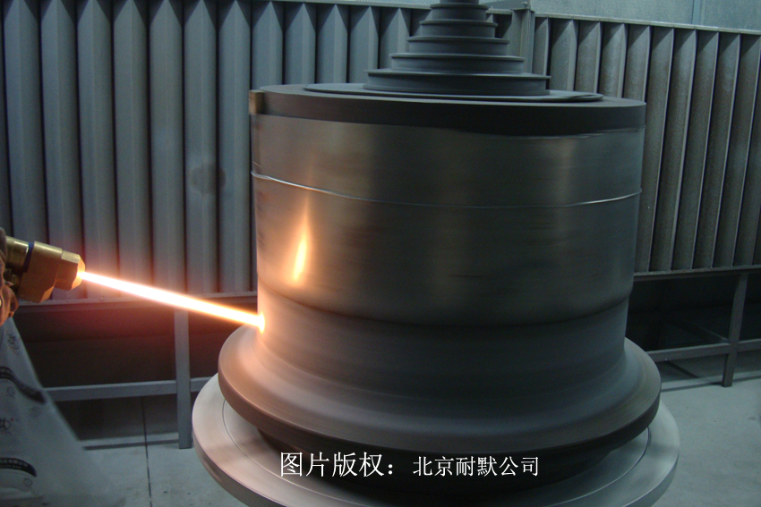 KN1000�մɏͺ�Ϳ�ӵ��Ƃ�